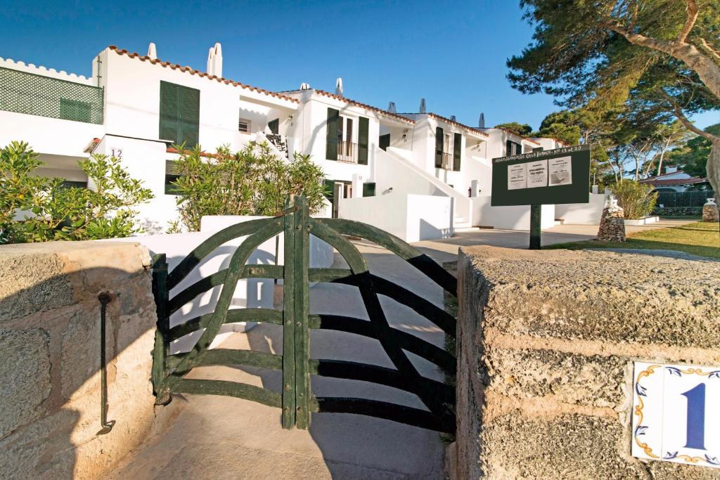 Apartamentos Cala Blanca, Cala Blanca – Bijgewerkte prijzen 2023