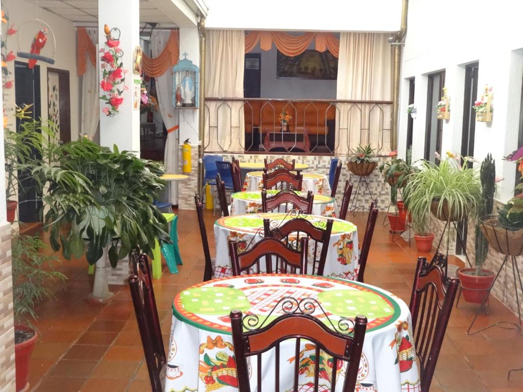 Restaurace v ubytování Hotel Mi Casita Pereira