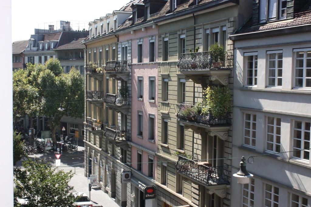 Alexander Guesthouse Zurich Old Town - Resim 6