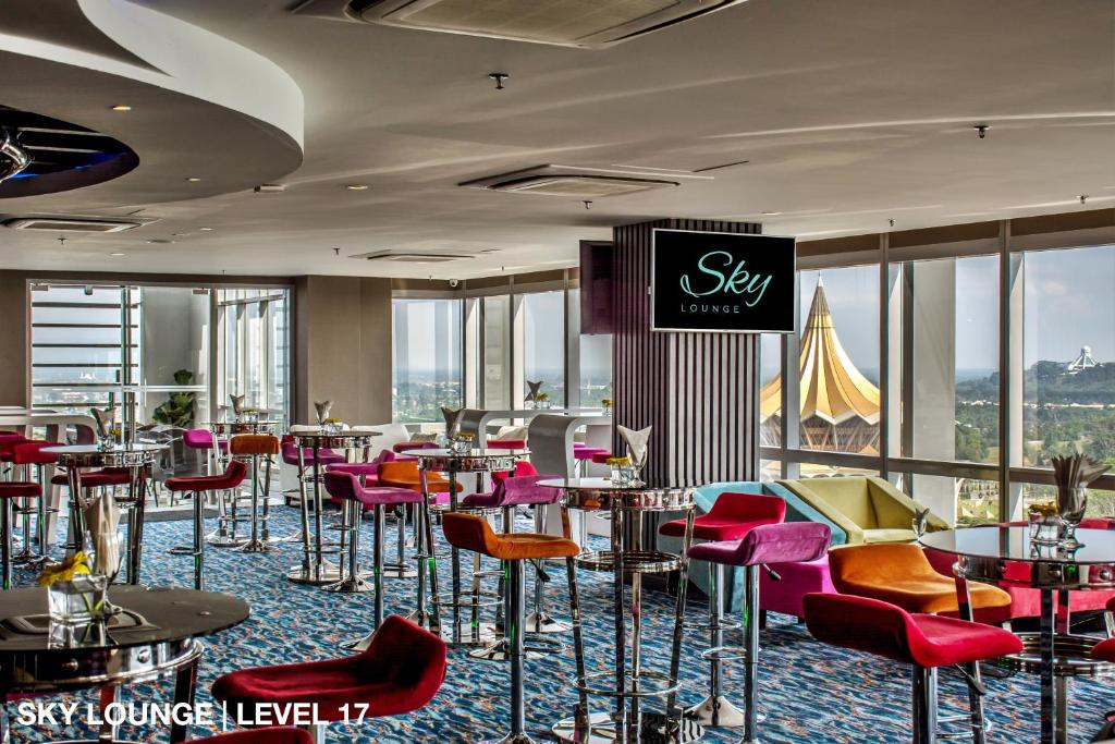 Posezení v ubytování Astana Wing - Riverside Majestic Hotel