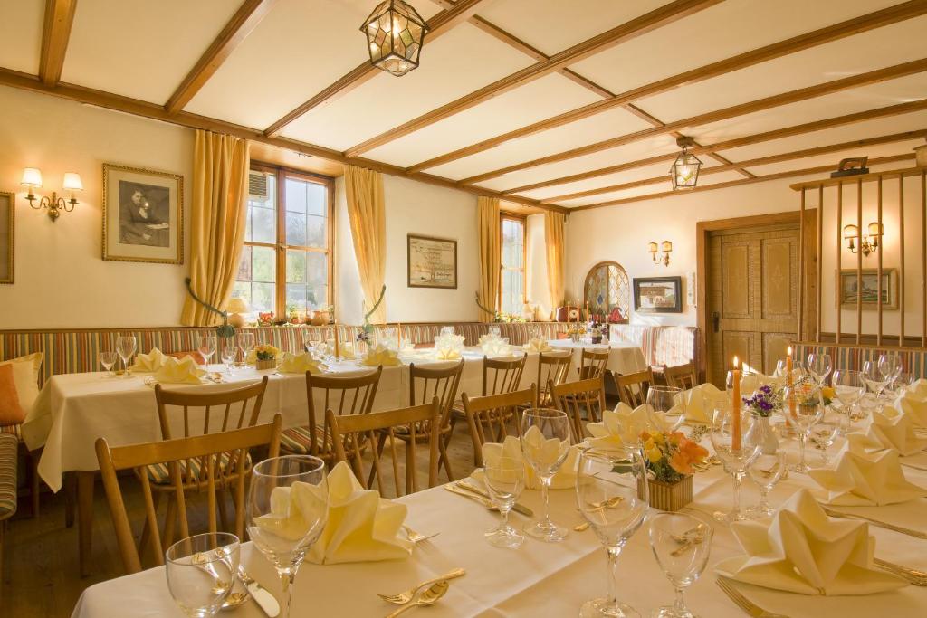 Restaurace v ubytování Gasthof Graf
