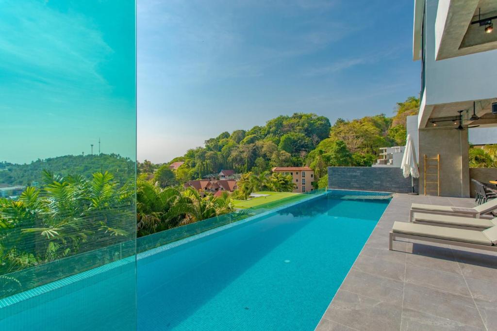 Baan Saint-Tropez Seaview Villas Kata Beach - Housity