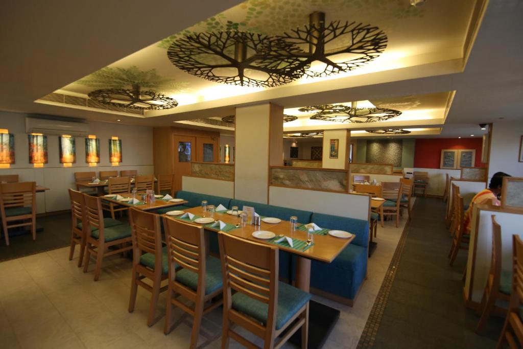 Restaurace v ubytování Harrisons Hotel