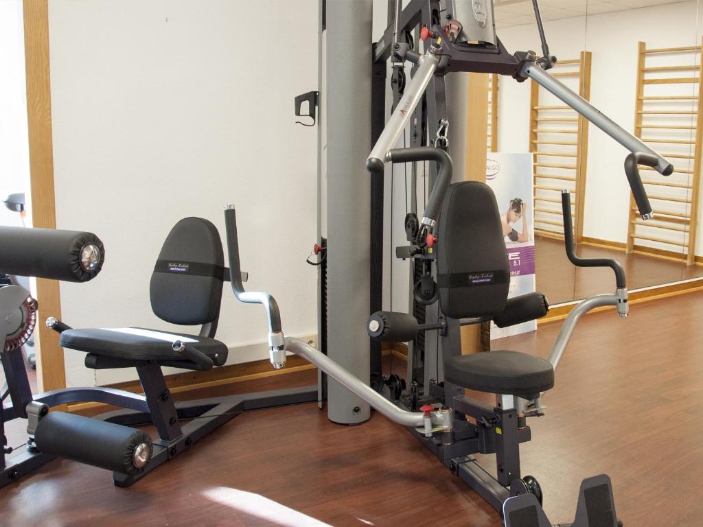 Fitness centrum a/nebo fitness zařízení v ubytování Hotel Restaurant & Spa Verte Vallée