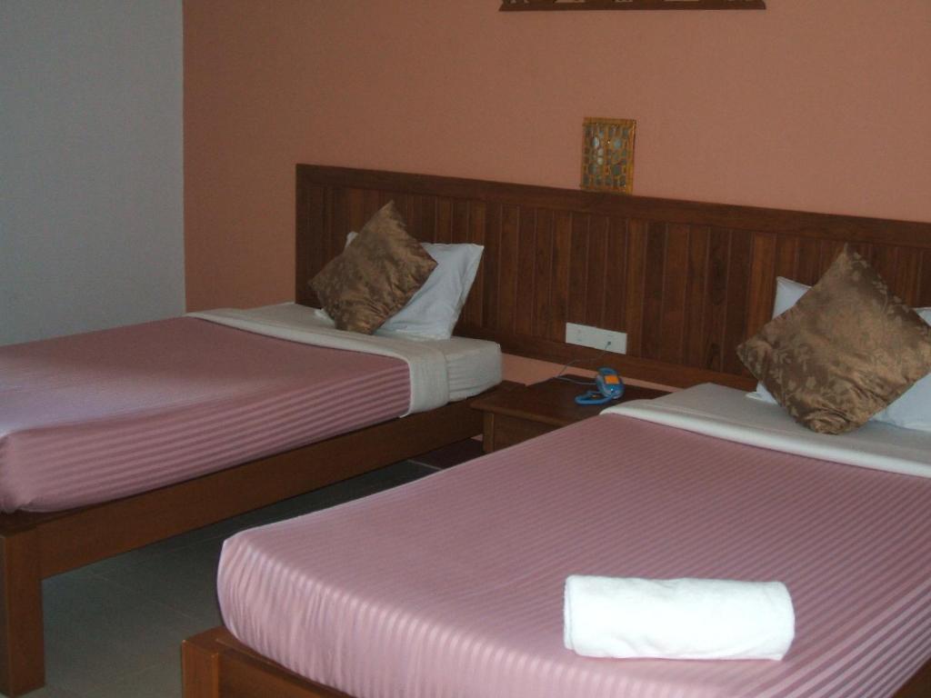 Butnamtong Hotel - Habitación Doble O Gemela Estándar