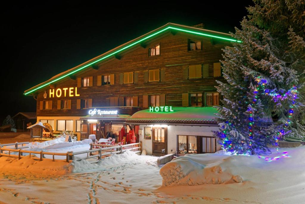 Motel Bivouac de Napoléon v zimě