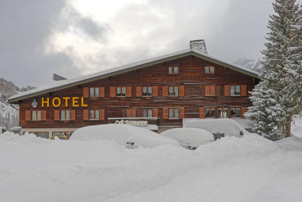 Motel Bivouac de Napoléon v zimě