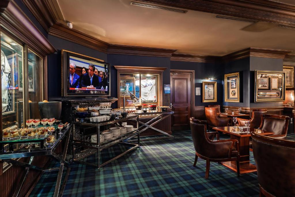 TV a/nebo společenská místnost v ubytování Kensington Hotel Yeouido