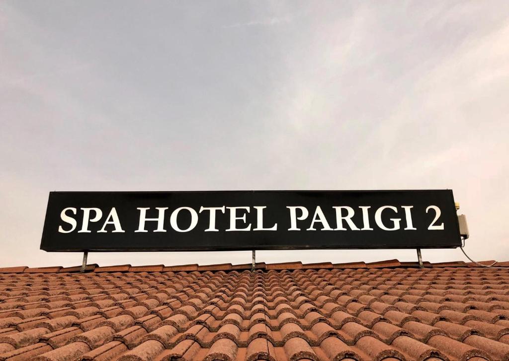 Certifikát, hodnocení, plakát nebo jiný dokument vystavený v ubytování Hotel Parigi 2 & Spa