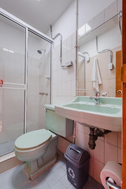 Koupelna v ubytování Hostal R10