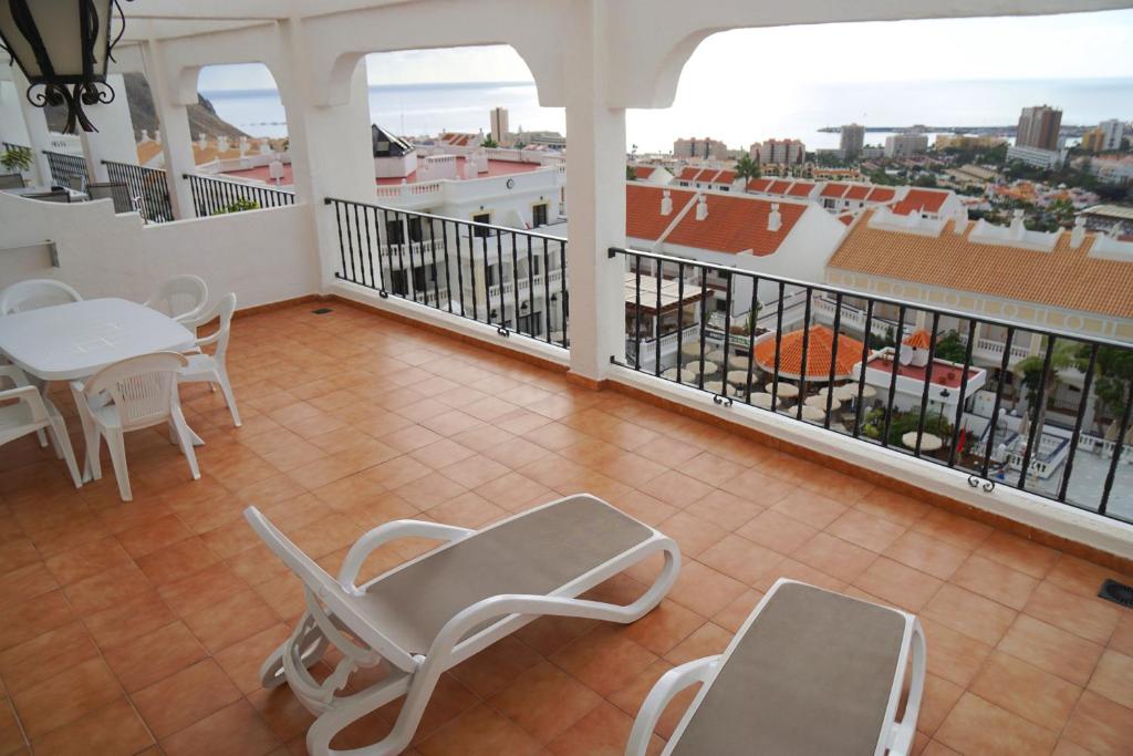 2-bedroom 4-star apartment in Los Christianos, Los Cristianos ...