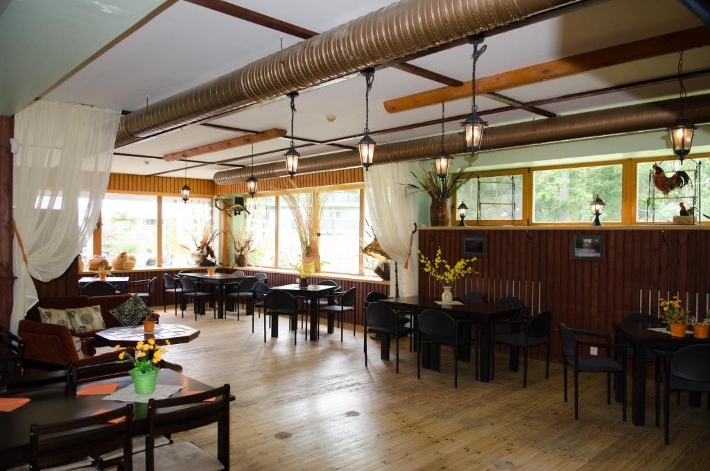Restaurace v ubytování Nelijärve Holiday Centre