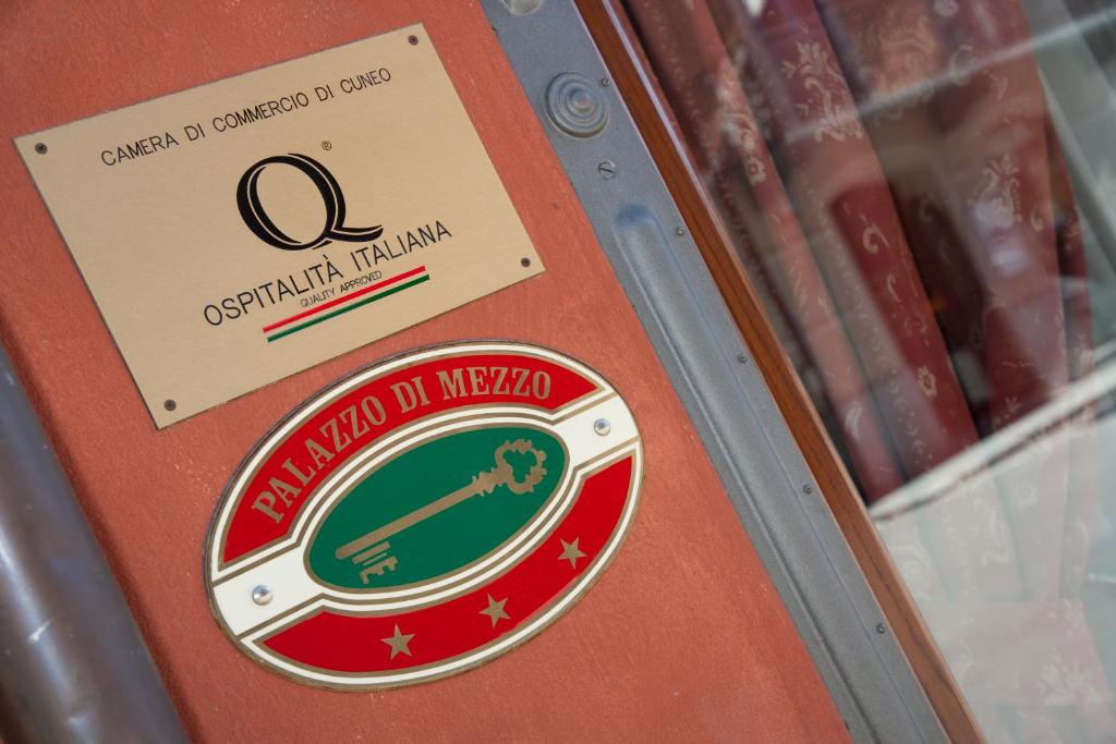 Certifikát, hodnocení, plakát nebo jiný dokument vystavený v ubytování Hotel Palazzo Di Mezzo