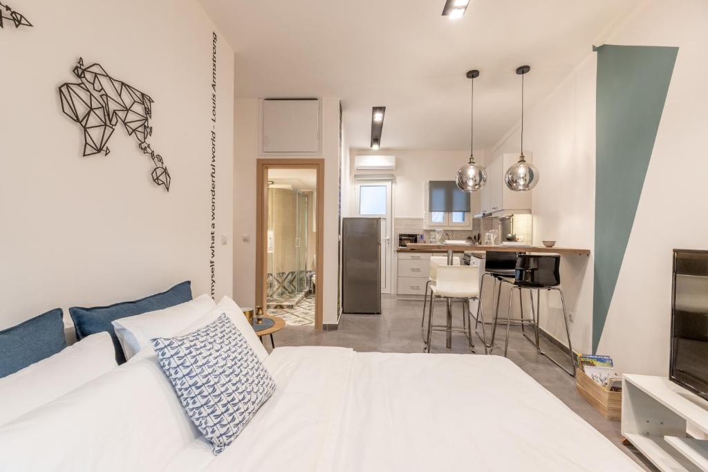 A kitchen or kitchenette at Ports Crossroad A