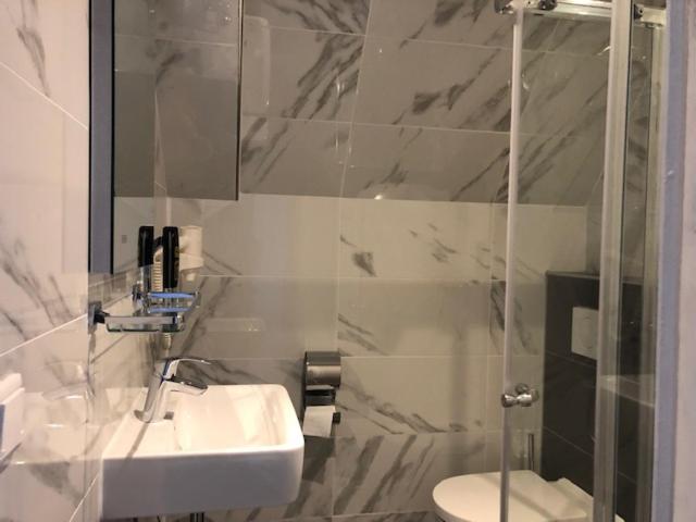 Facade Hotel Amsterdam - Resim 41