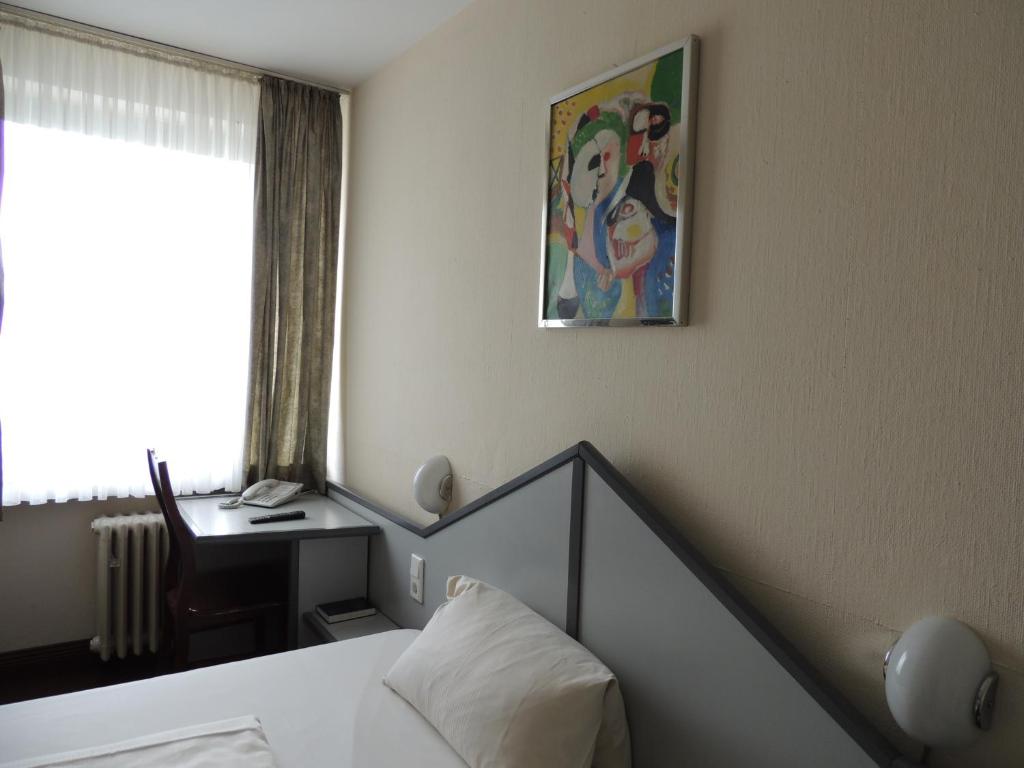 Bahn-Hotel - Resim 19