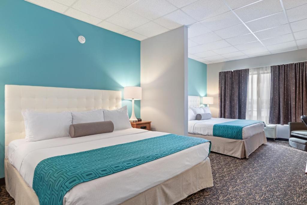 Elevation Inn & Suites, Trademark Collection by Wyndham - King Room With Two King Beds - Non-Smoking