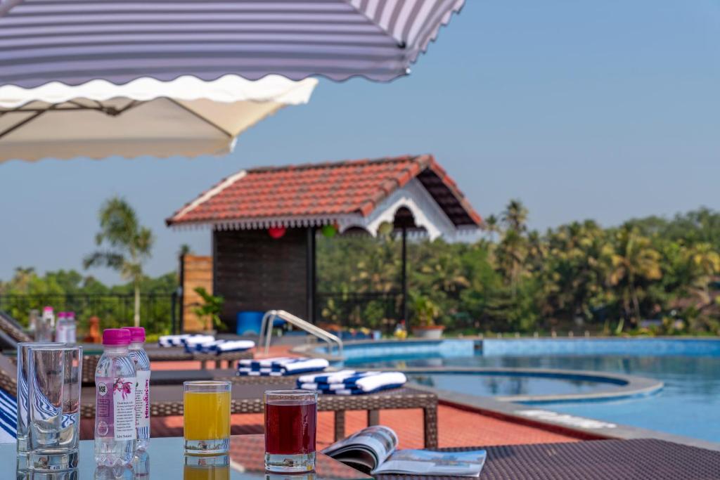 Bazén v ubytování Salcete Beach Resort nebo v jeho okolí