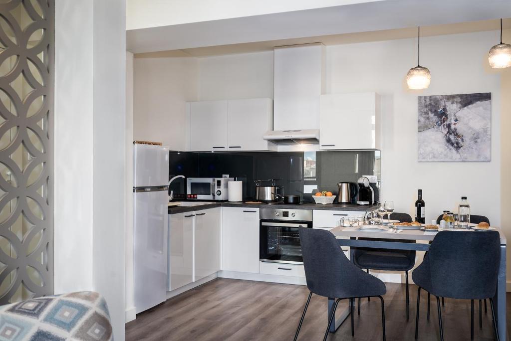 Urban Nest - Suites & Apartments - Resim 14