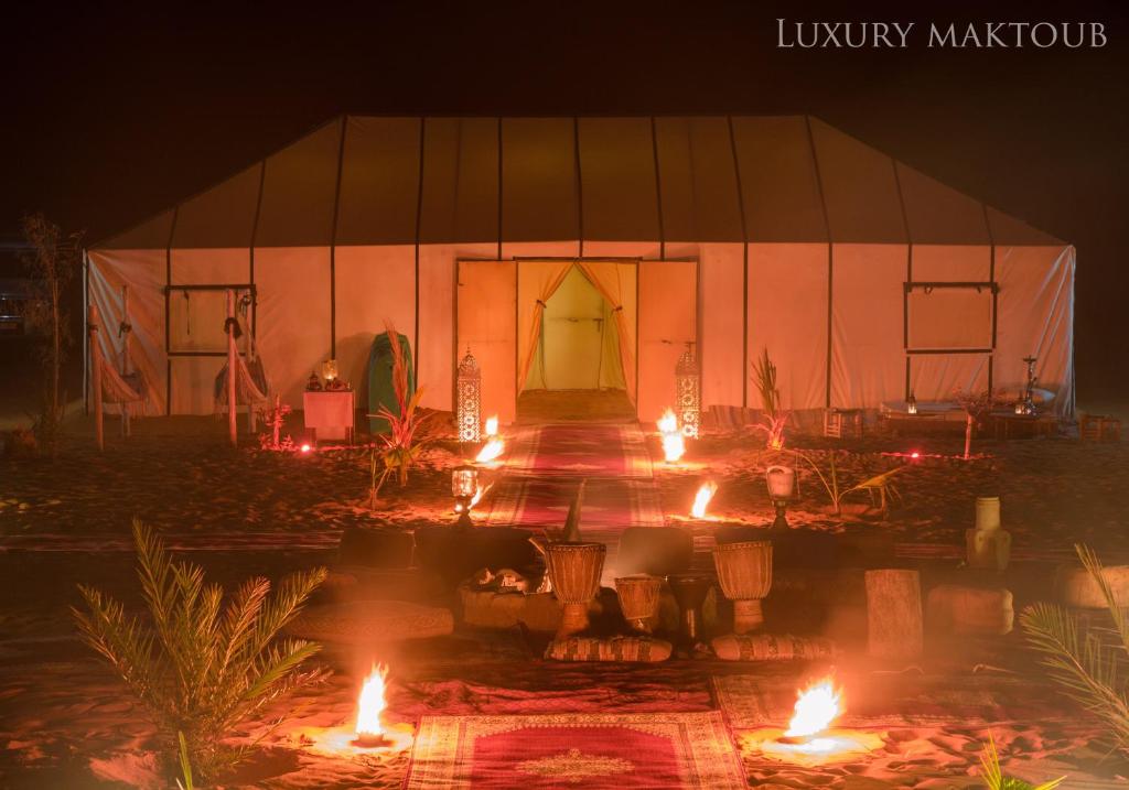 Fotografie z fotogalerie ubytování Luxury Maktoub v destinaci Merzouga