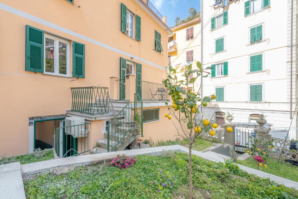Ogród w obiekcie Il Giardino di Riomaggiore Suite