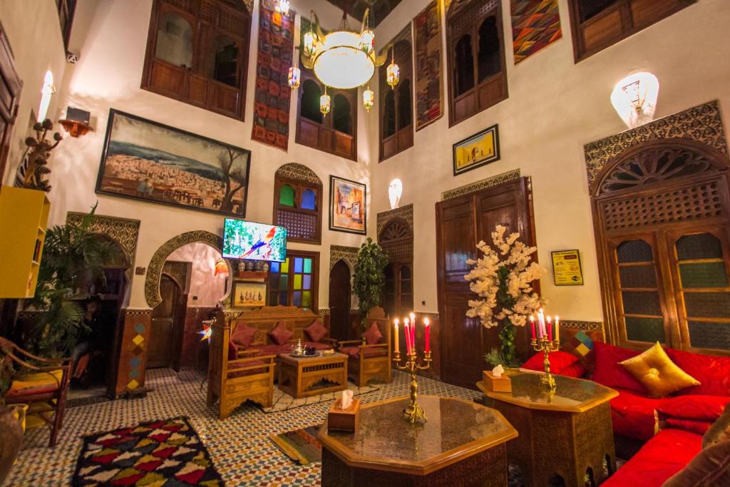 Riad Dar Mansoura TV 또는 엔터테인먼트 센터