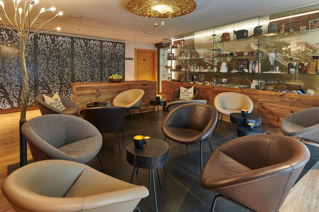 Posezení v ubytování Aspen Alpine Lifestyle Hotel