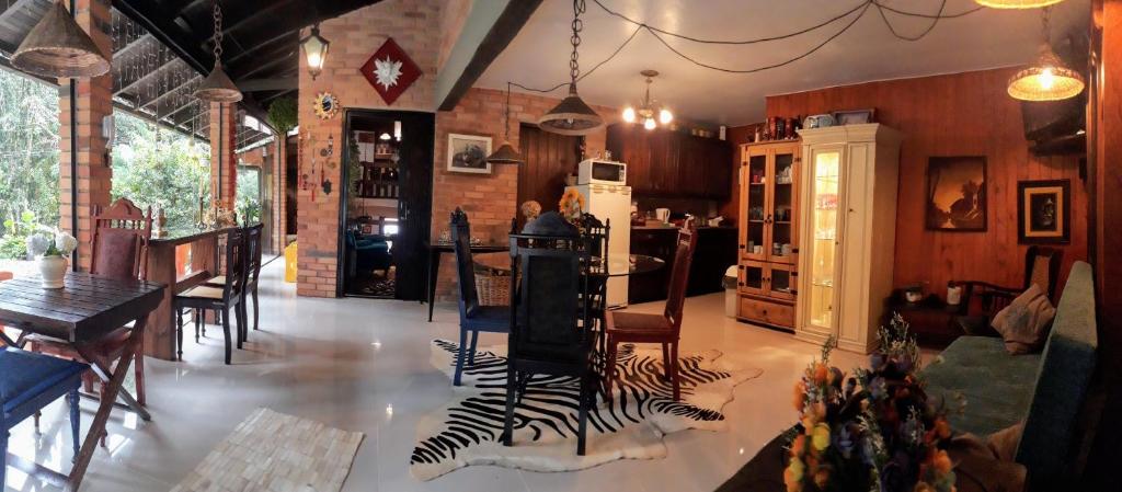  Nanda's House Pousada