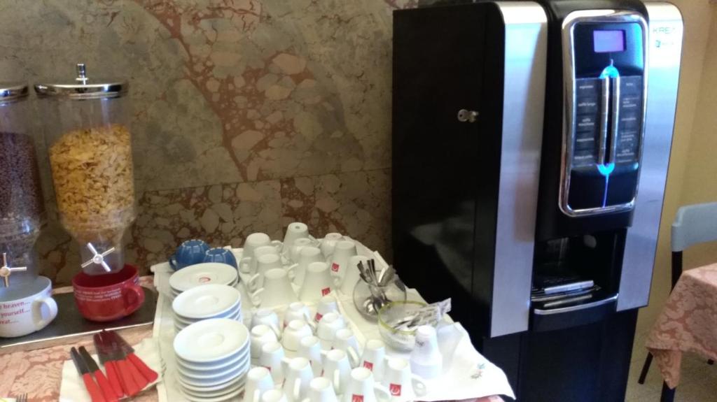 A kitchen or kitchenette at Palazzo Moraschi Subiaco