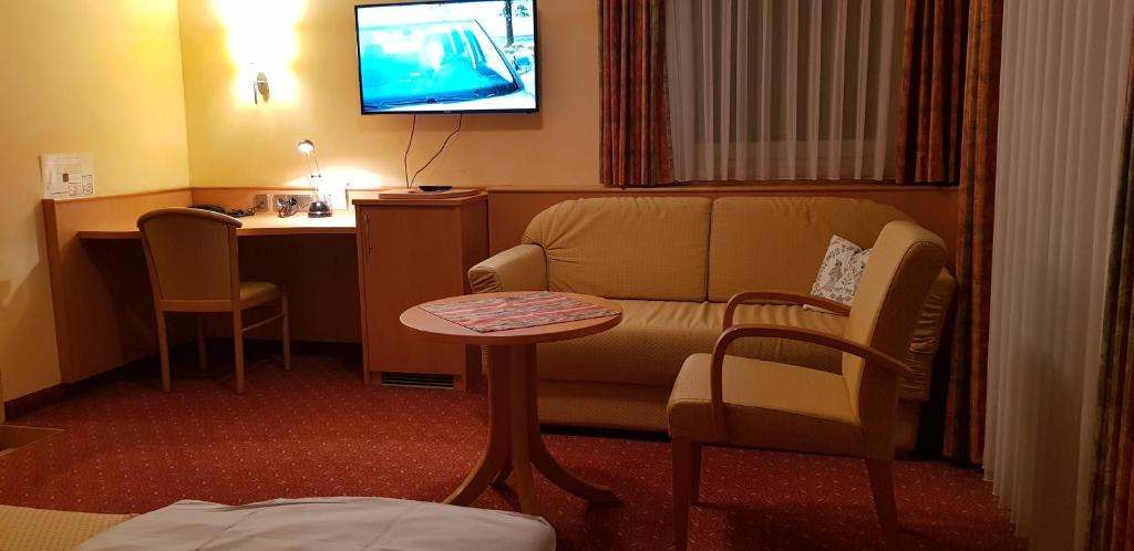 Posezení v ubytování Hotel-Restaurant Fröhlich