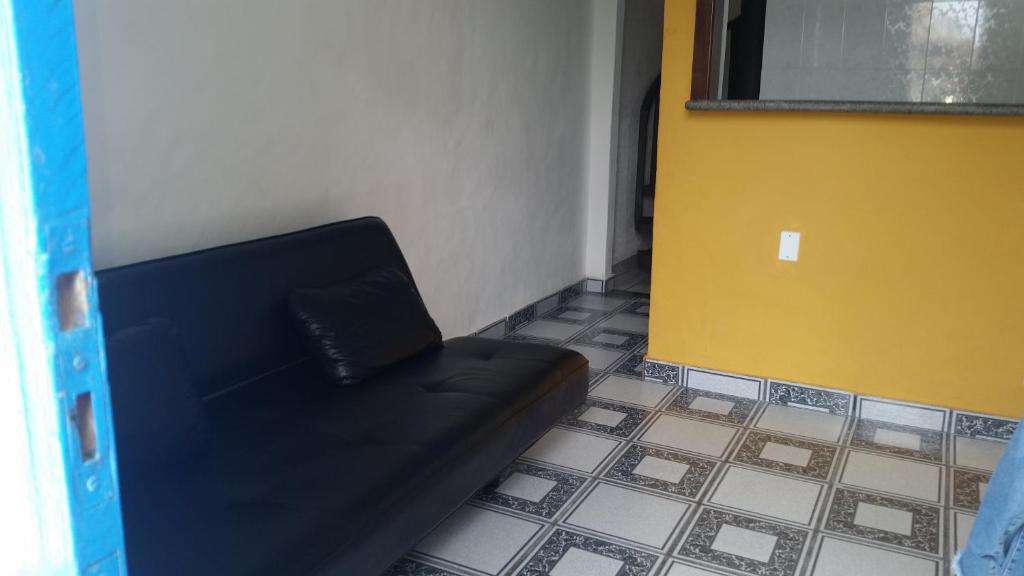  Casa frente para o mar de Costa Azul em Rio das Ostras