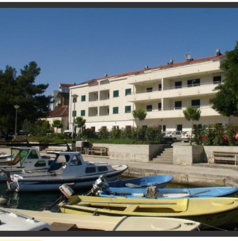 Bazén v ubytovaní Palma Luxury Apartment alebo v jeho blízkosti