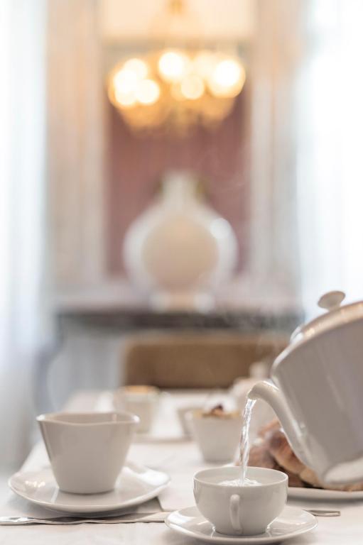 Hôtel Particulier Le 28 - Spa & Art Luxury Design by Alain Ducasse - Resim 28