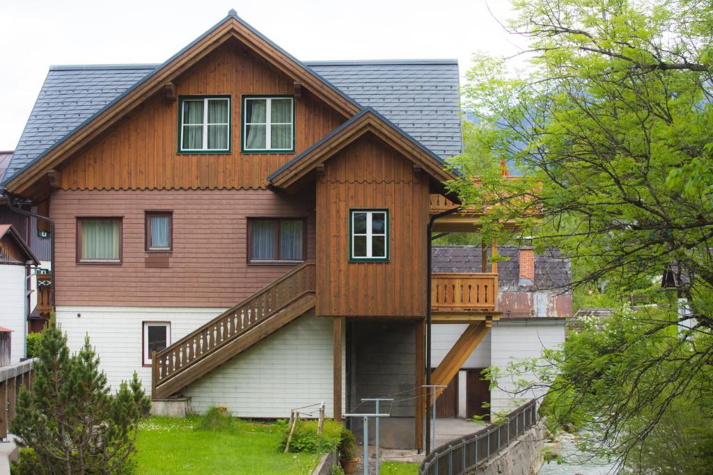 Budova, kde se apartmán nachází