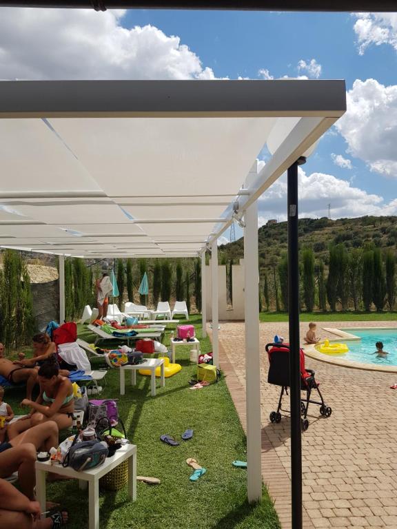 Bazén v ubytování Agriturismo Paparanza nebo v jeho okolí