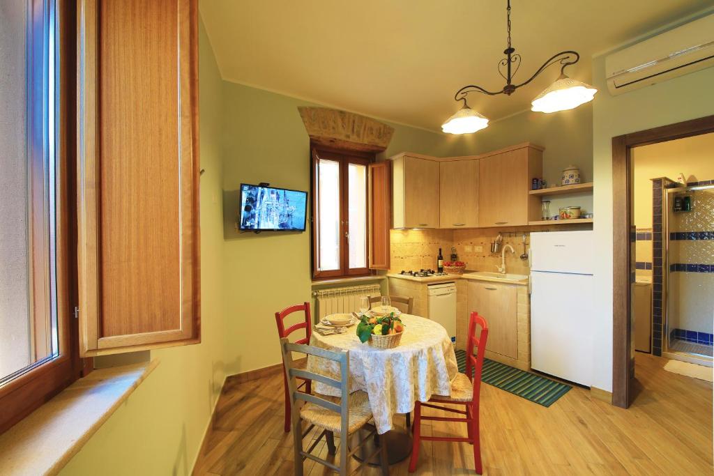 Casa Vacanze La Portella - Maison De Deux Chambres