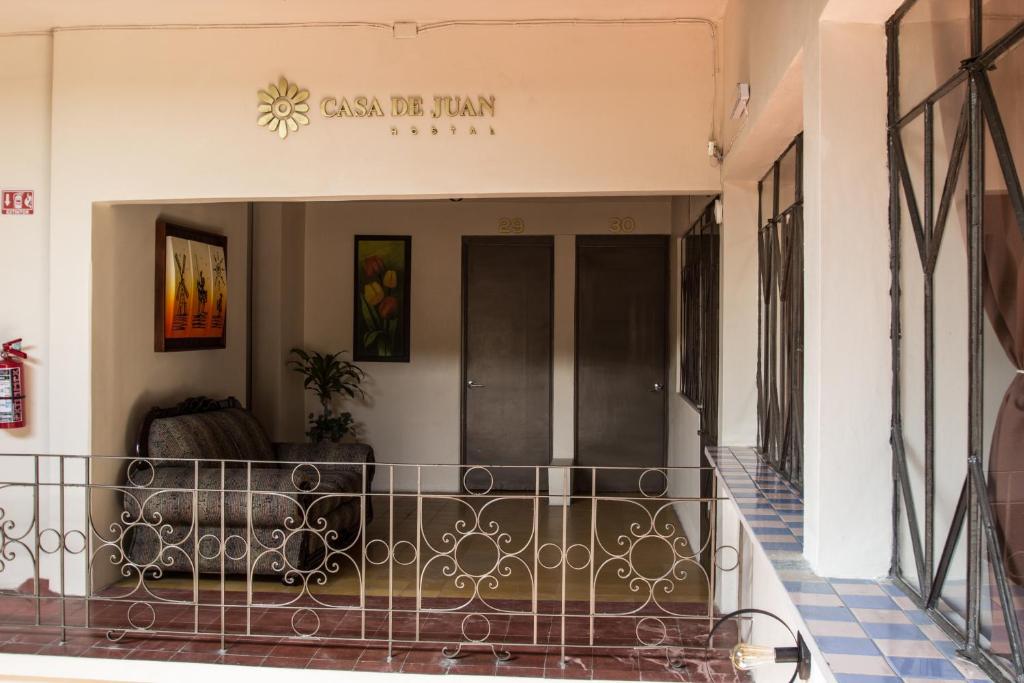 Posezení v ubytování Casa de Juan Hostal