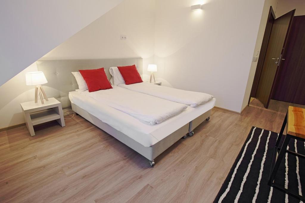 Malinowy Dwór Wieluń - Camera Familiare Deluxe