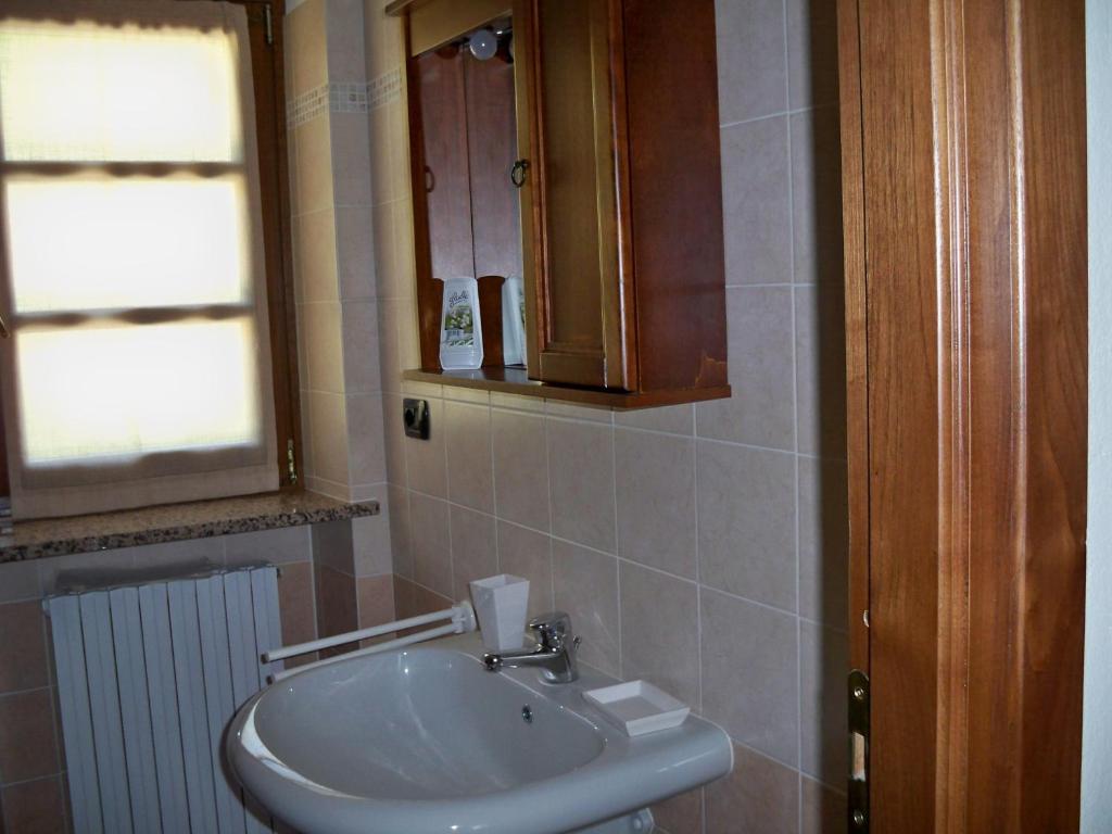 Koupelna v ubytování Cascina La Corte