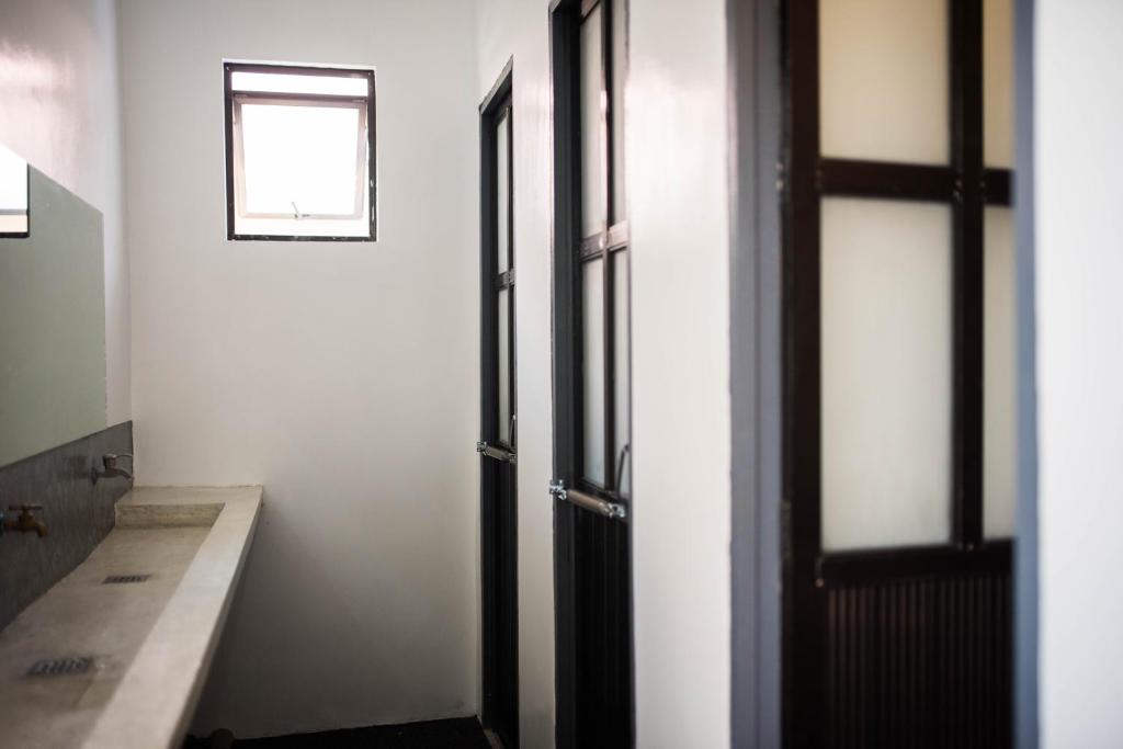 Koupelna v ubytování Avisala Hostel Coron