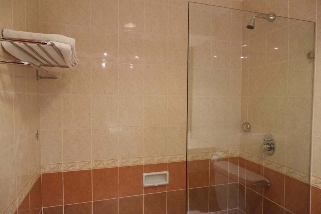 Ванная комната в Parkview Hotel