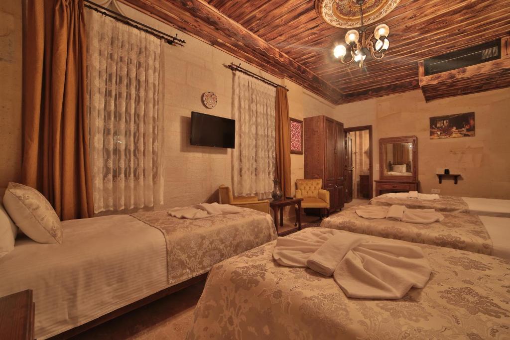 Caravanserai Inn Hotel - 2