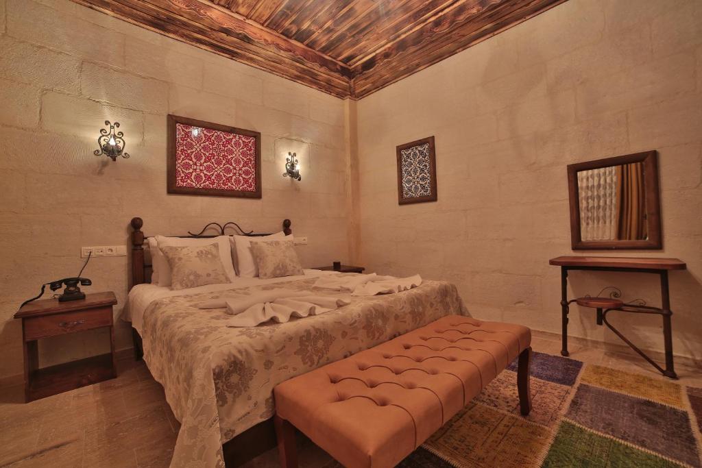 Caravanserai Inn Hotel - 18