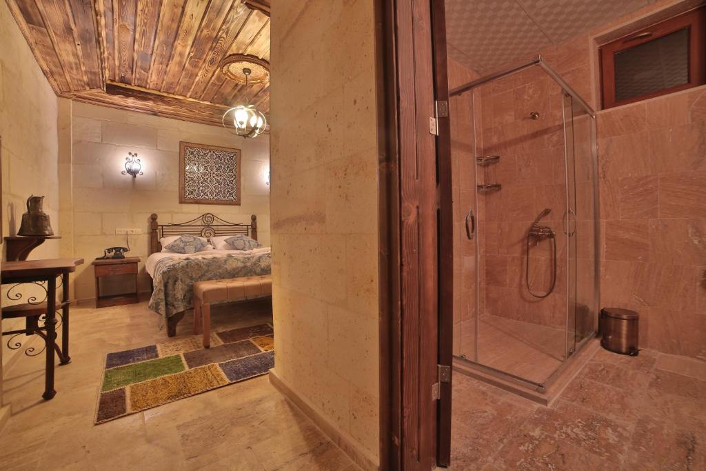 Caravanserai Inn Hotel - 16