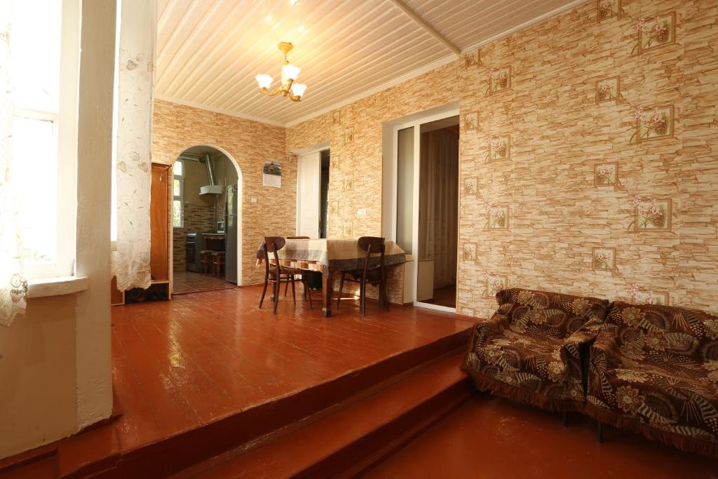 Posezení v ubytování Guesthouse ''Ashot Shalunts''