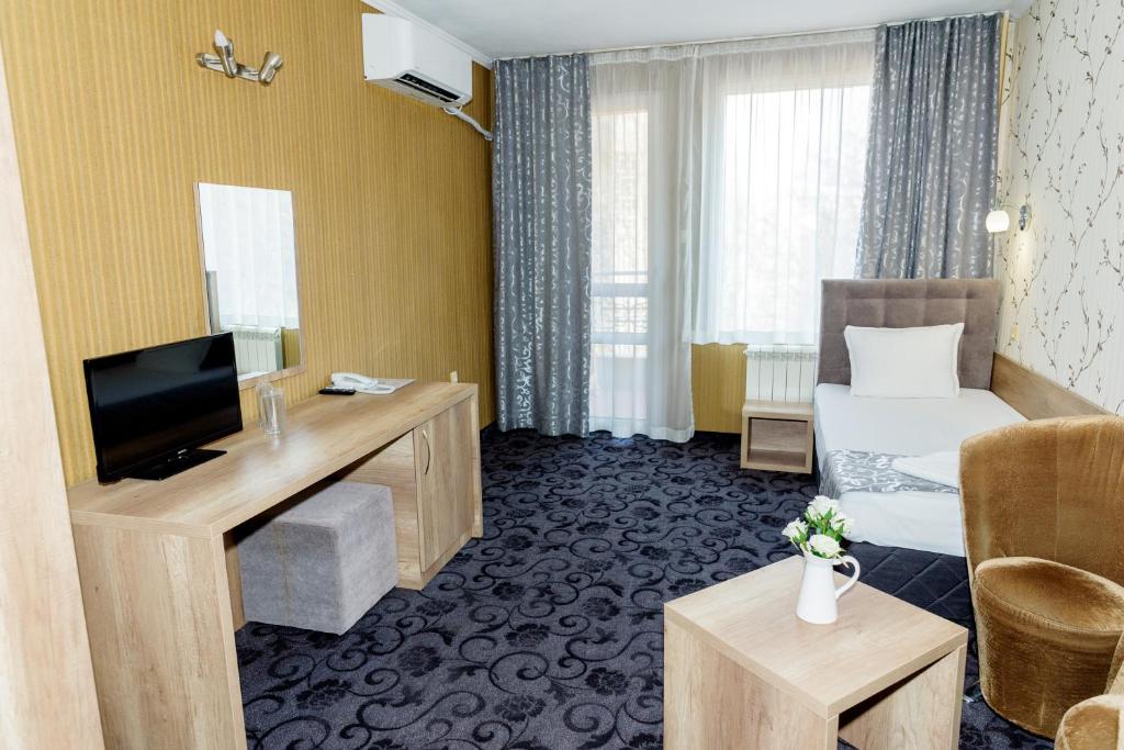 Gallery image of Family Hotel Prestige in Burgas