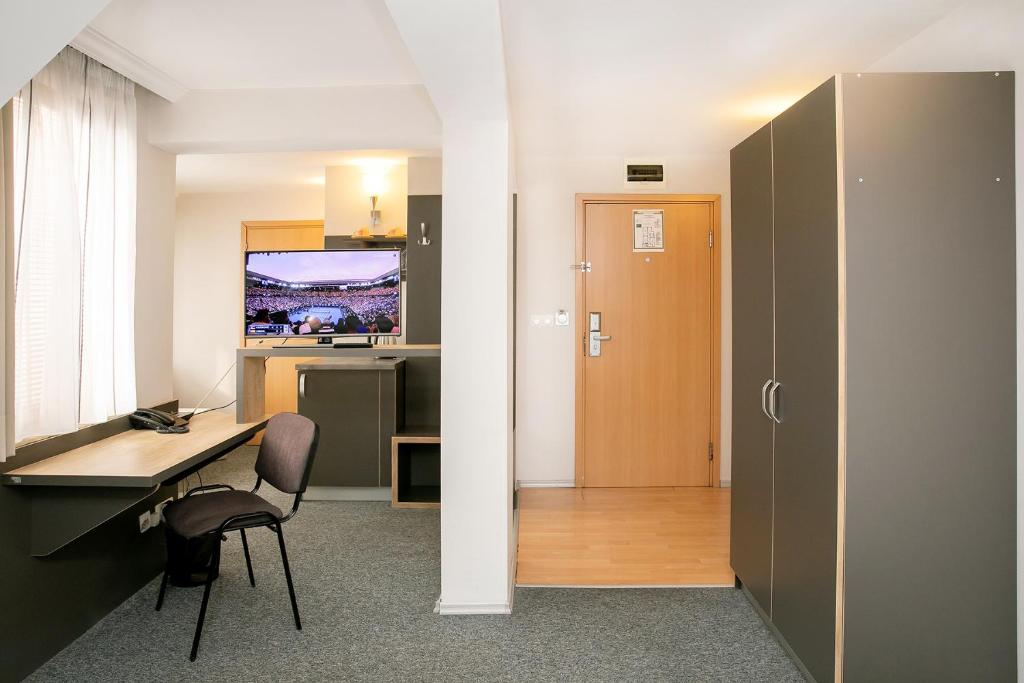Hotel Niky - Deluxe Twin Sala Con Balcón