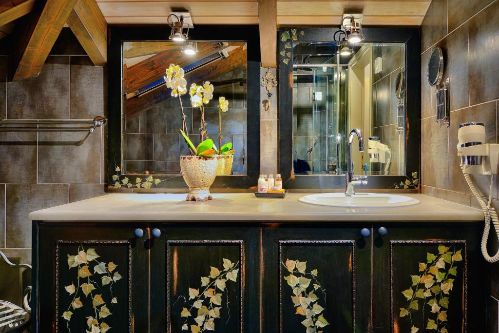 Hotel Antique - Resim 6