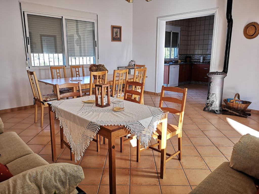 Część wypoczynkowa w obiekcie Casa Rural Cerca de la Playa El Rompido