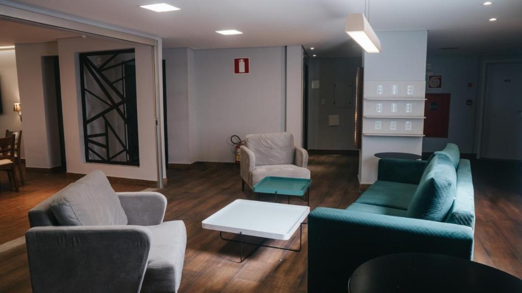 Hotel Golden Inn Lafaiete